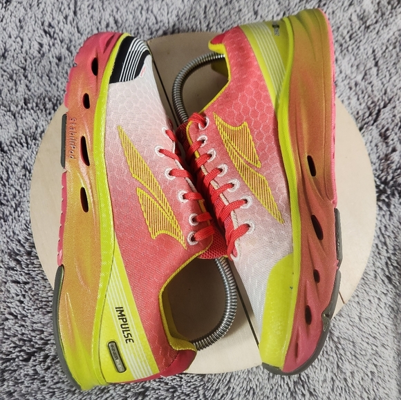Altra Impulse Shoes Magenta Fade Athletic Running Jogging Road Women's Size 8 - Picture 5 of 9